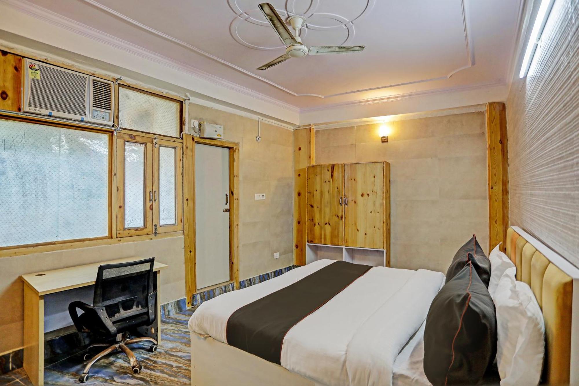 Umen Hotel Nearest Sector 66 Noida Exteriér fotografie