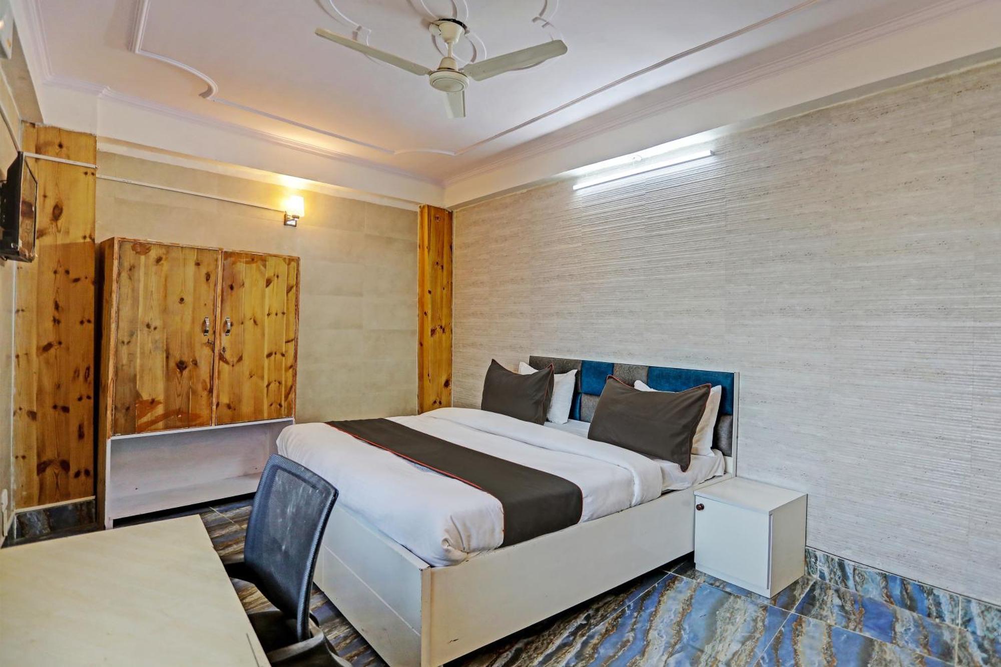 Umen Hotel Nearest Sector 66 Noida Exteriér fotografie