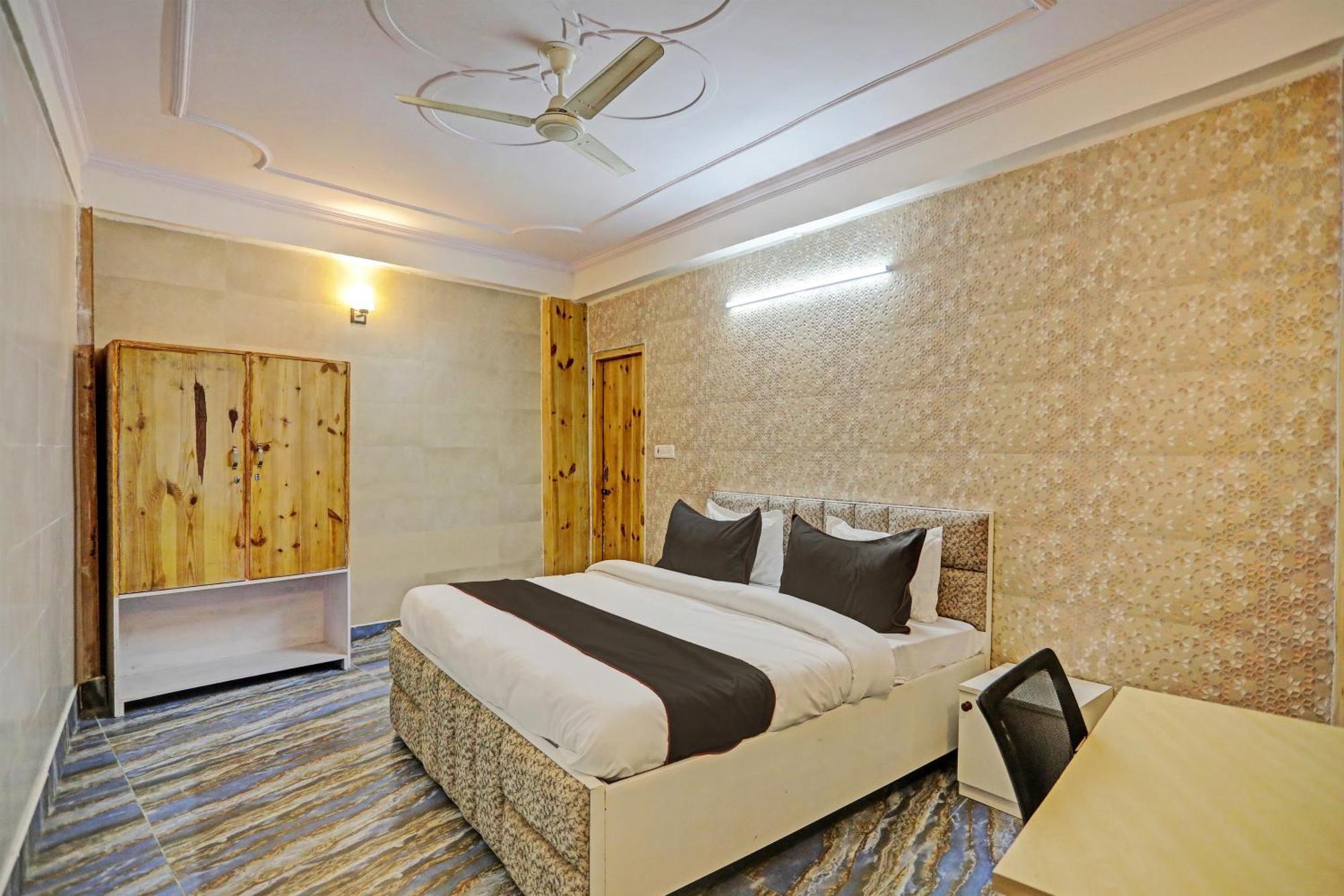 Umen Hotel Nearest Sector 66 Noida Exteriér fotografie